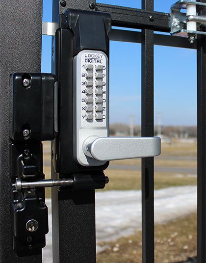 SUMO® GL2 Surface Mount Gate Lock